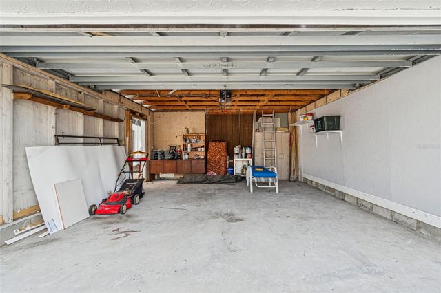 1930 GREGORY DRIVE, Tampa, FL 33613