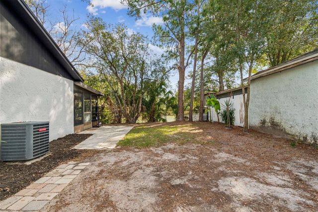 1930 GREGORY DRIVE, Tampa, FL 33613