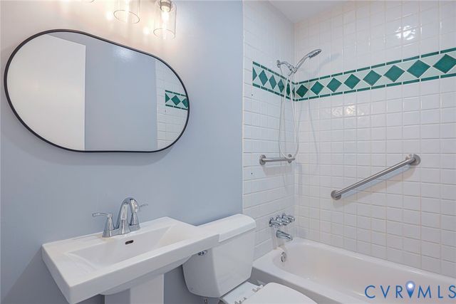 10912 London Dr, Henrico, VA 23060
