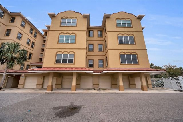 606 WELLS COURT 202, Clearwater, FL 33756