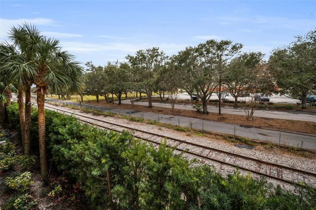 606 WELLS COURT 202, Clearwater, FL 33756