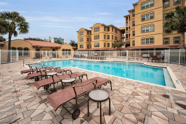 606 WELLS COURT 202, Clearwater, FL 33756