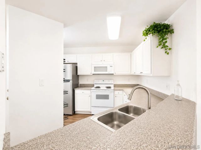 7405 Charmant Dr 1915, San Diego, CA 92122