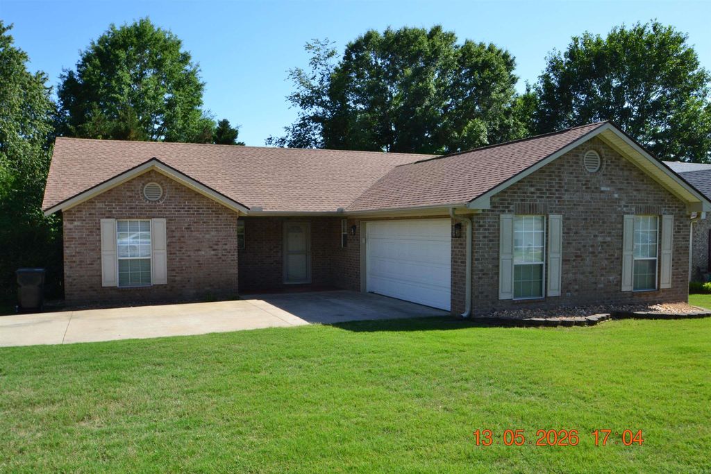 11 Farrah Drive, Ward, AR 72176