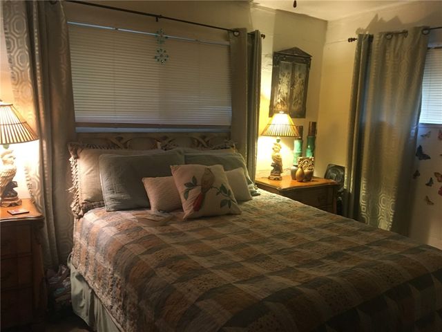 101 S West Avenue A1, Fayetteville, AR 72701