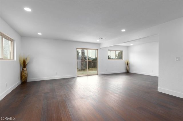 546 W Indian School, Banning, CA 92220