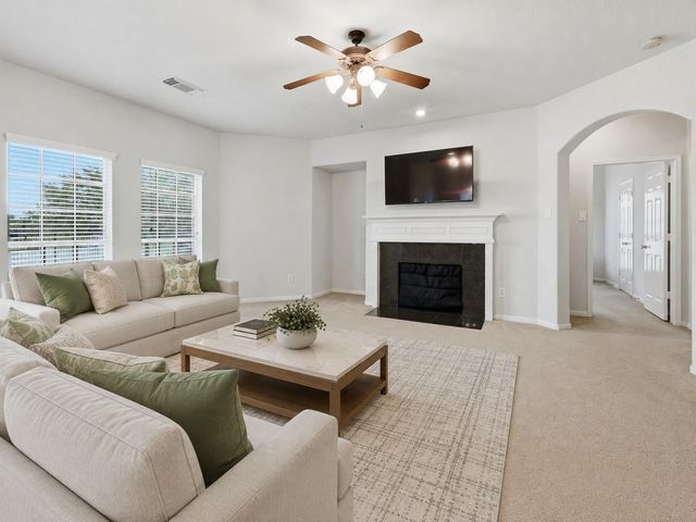 13806 Cove Landing Lane, Rosharon, TX 77583