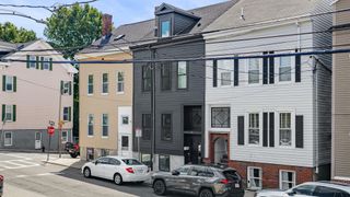 39 G Street, Boston, MA 02127