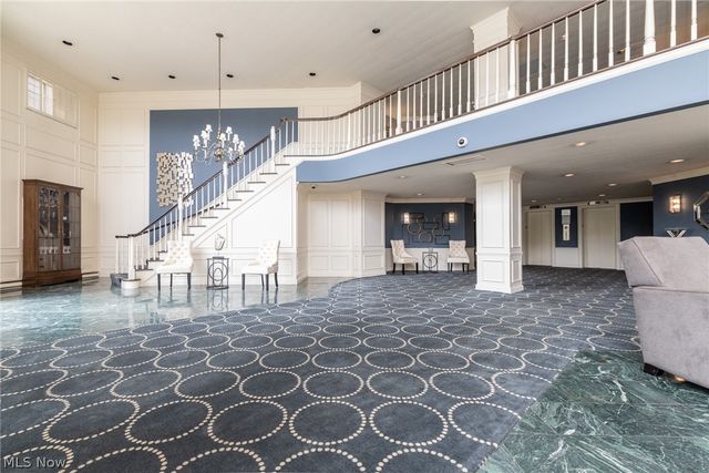 2112 Acacia Park Drive 322, Lyndhurst, OH 44124