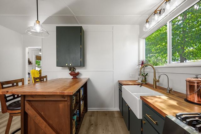 316-318 Petaluma Ave, Sebastopol, CA 95472