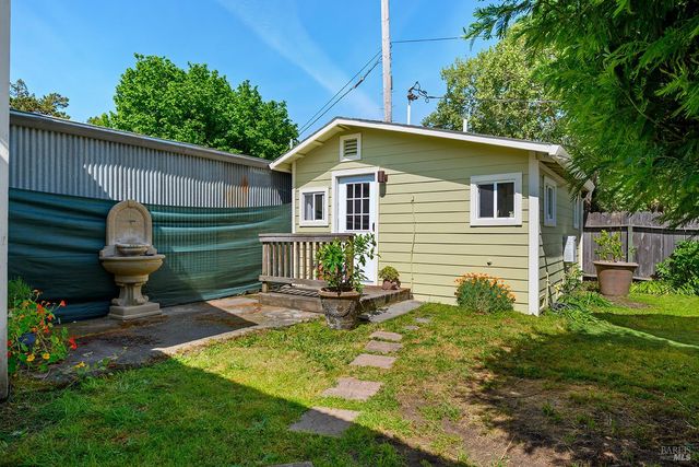 316-318 Petaluma Ave, Sebastopol, CA 95472