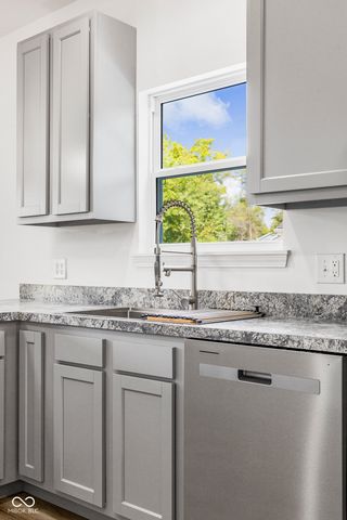 1845 Heathglen Circle, North Vernon, IN 47265