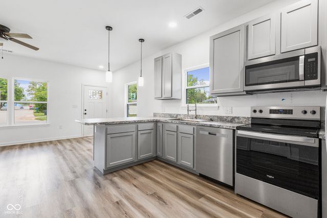 1845 Heathglen Circle, North Vernon, IN 47265