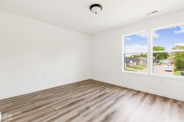 1845 Heathglen Circle, North Vernon, IN 47265