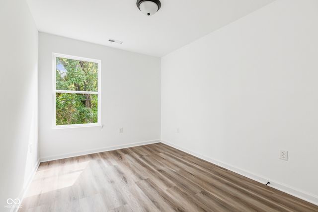 1845 Heathglen Circle, North Vernon, IN 47265