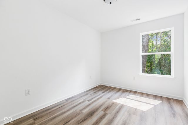 1845 Heathglen Circle, North Vernon, IN 47265