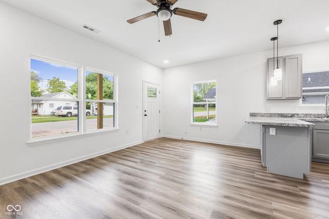 1845 Heathglen Circle, North Vernon, IN 47265