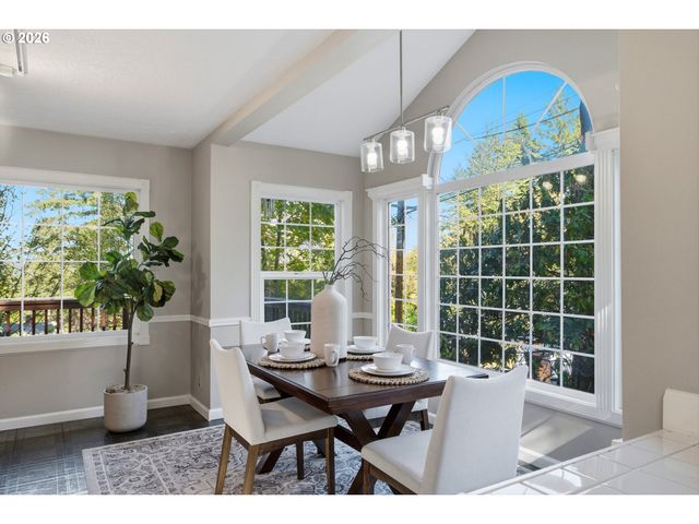 12225 Sw 34TH Ave, Portland, OR 97219