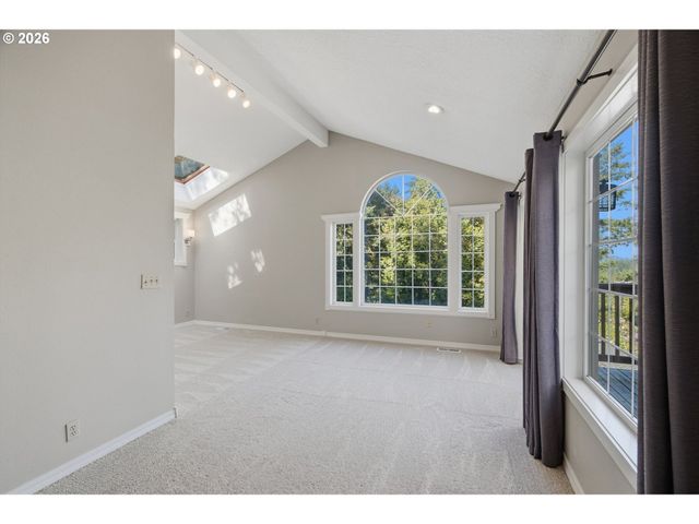 12225 Sw 34TH Ave, Portland, OR 97219
