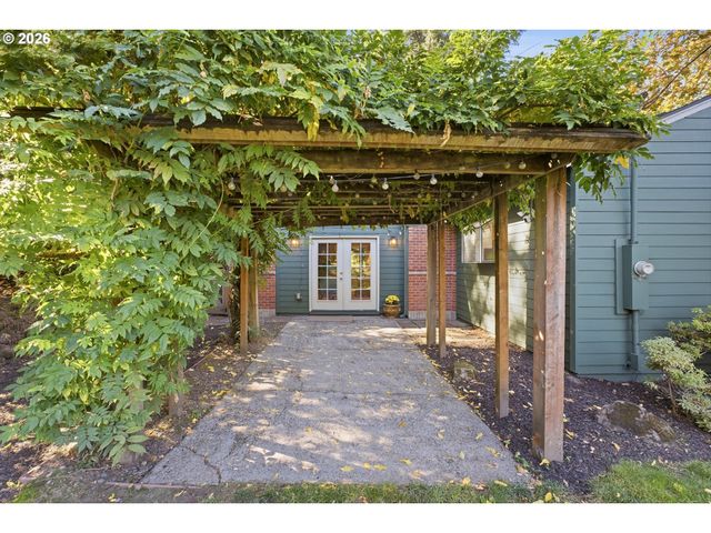12225 Sw 34TH Ave, Portland, OR 97219