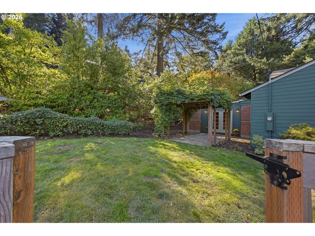 12225 Sw 34TH Ave, Portland, OR 97219