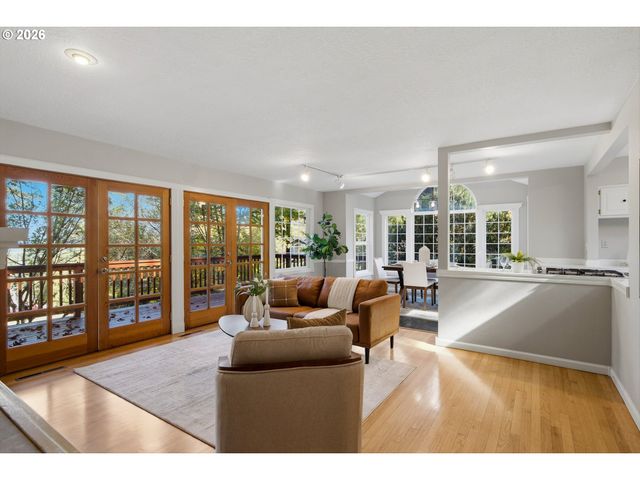 12225 Sw 34TH Ave, Portland, OR 97219