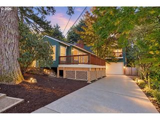 12225 Sw 34TH Ave, Portland, OR 97219