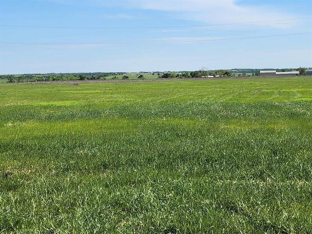 2001 Sunflower ROW, Coupland, TX 78615