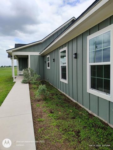 2001 Sunflower ROW, Coupland, TX 78615