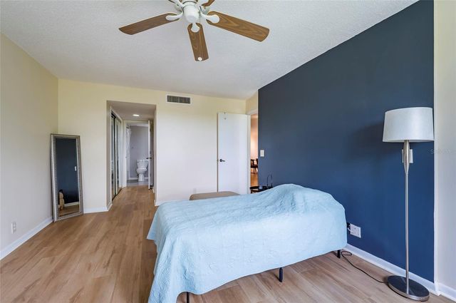3062 EASTLAND BOULEVARD 406, Clearwater, FL 33761