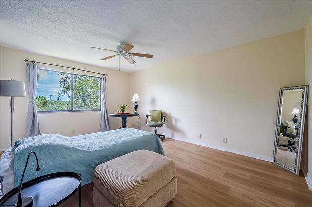 3062 EASTLAND BOULEVARD 406, Clearwater, FL 33761