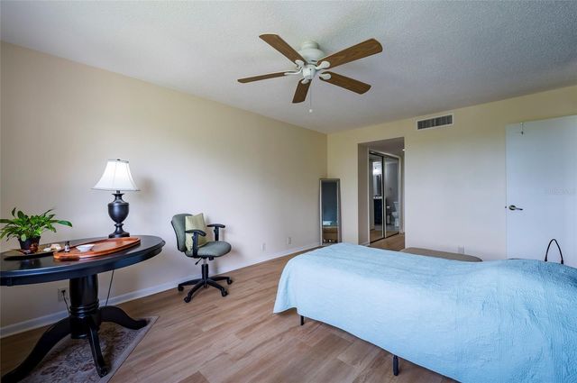 3062 EASTLAND BOULEVARD 406, Clearwater, FL 33761