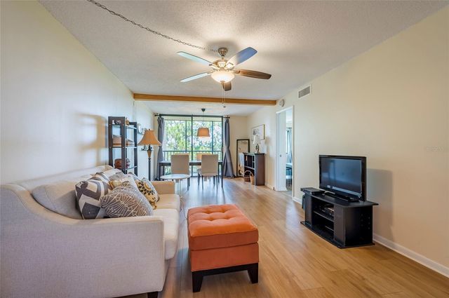 3062 EASTLAND BOULEVARD 406, Clearwater, FL 33761