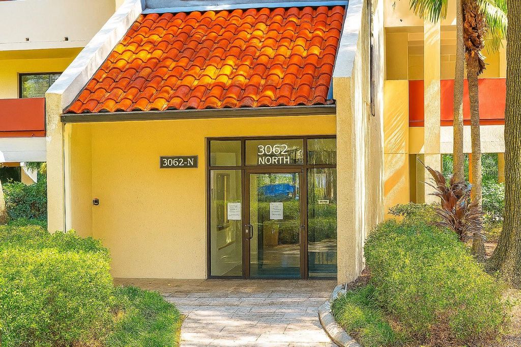 3062 EASTLAND BOULEVARD 406, Clearwater, FL 33761