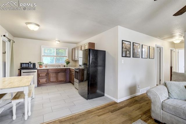 257 Sherri Drive, Colorado Springs, CO 80911