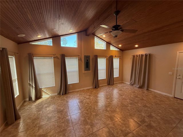 11401 66TH AVENUE, Seminole, FL 33772