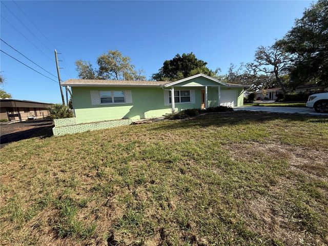11401 66TH AVENUE, Seminole, FL 33772