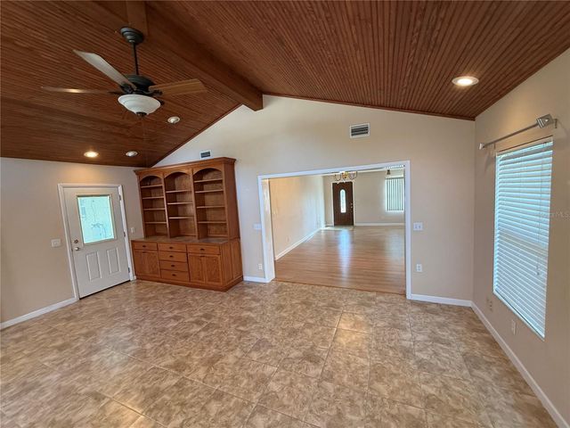 11401 66TH AVENUE, Seminole, FL 33772