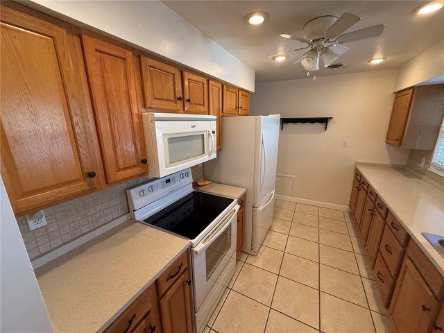 11401 66TH AVENUE, Seminole, FL 33772