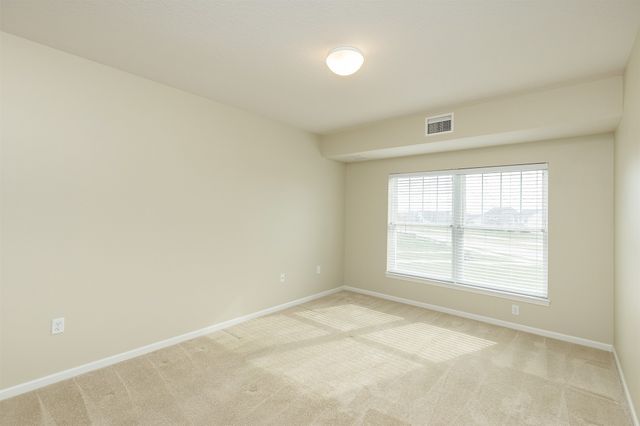 1250 SW Magazine Road 205, Ankeny, IA 50023