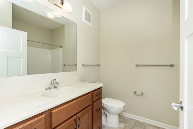 1250 SW Magazine Road 205, Ankeny, IA 50023