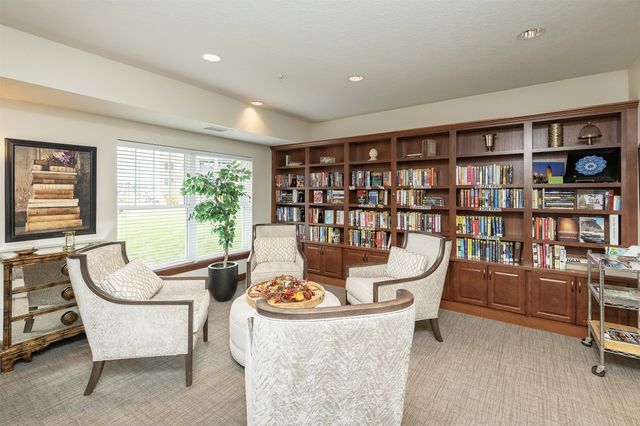 1250 SW Magazine Road 205, Ankeny, IA 50023