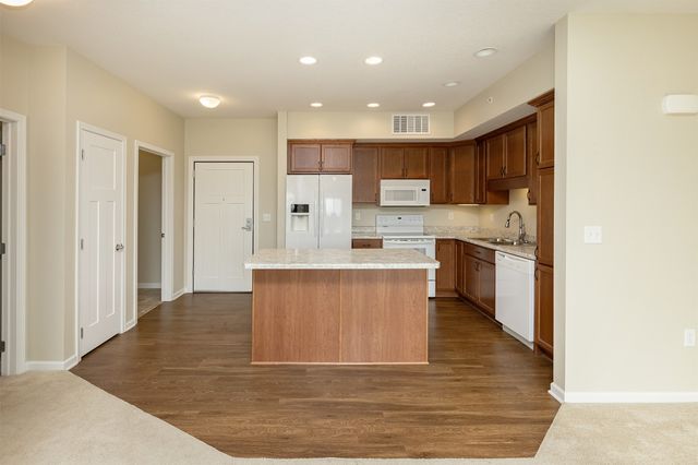 1250 SW Magazine Road 205, Ankeny, IA 50023