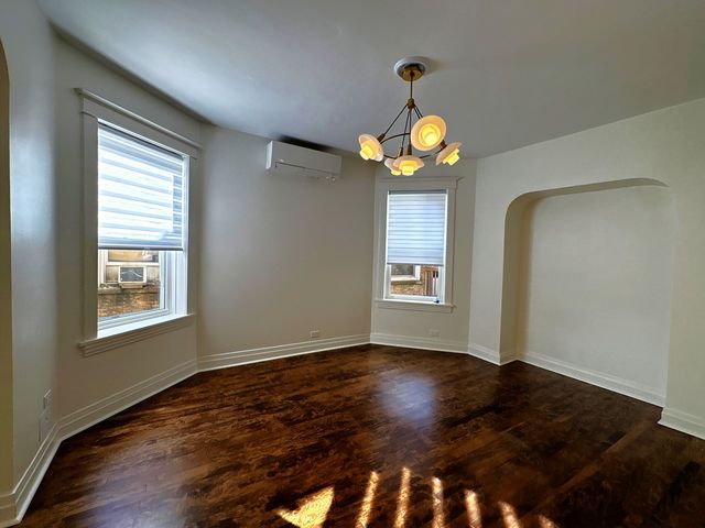 3078 N Davlin Court 2, Chicago, IL 60618