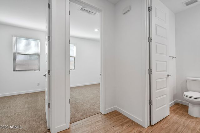12617 W Kaler Drive, Glendale, AZ 85307