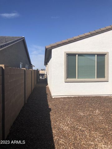 12617 W Kaler Drive, Glendale, AZ 85307