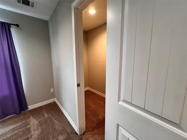 715 Seydler Street, East Bernard, TX 77435