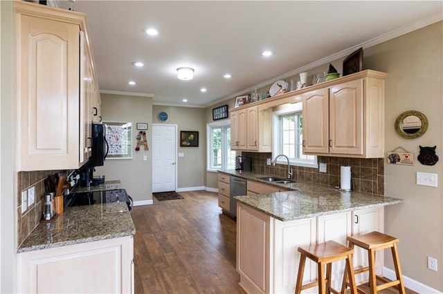 1032 Trevino Drive, Clinton, MO 64735