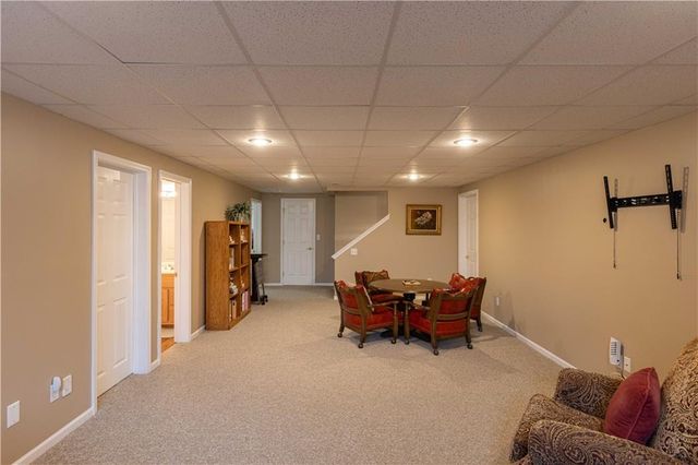 1032 Trevino Drive, Clinton, MO 64735