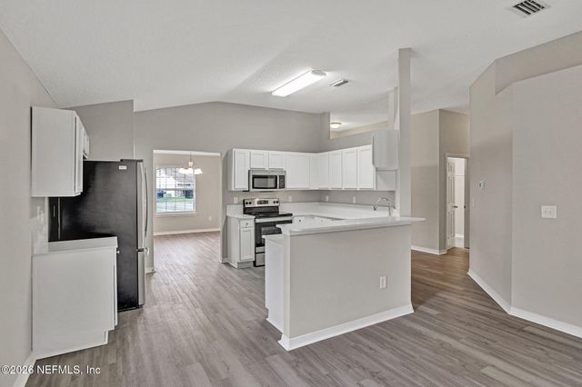7559 DEVOLA Trail, Jacksonville, FL 32244